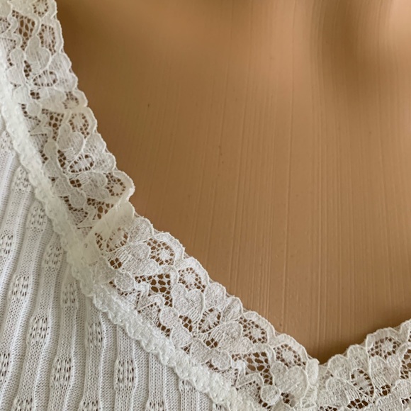 Pretty Lace Ribbed Crop Top - Picture 6 of 8